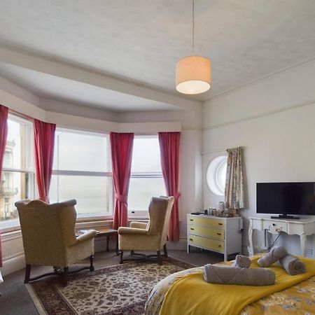 Spectacular Sea View Double, With Exclusive Bathroom & Use Of Patio And Bike Store Margate Zewnętrze zdjęcie